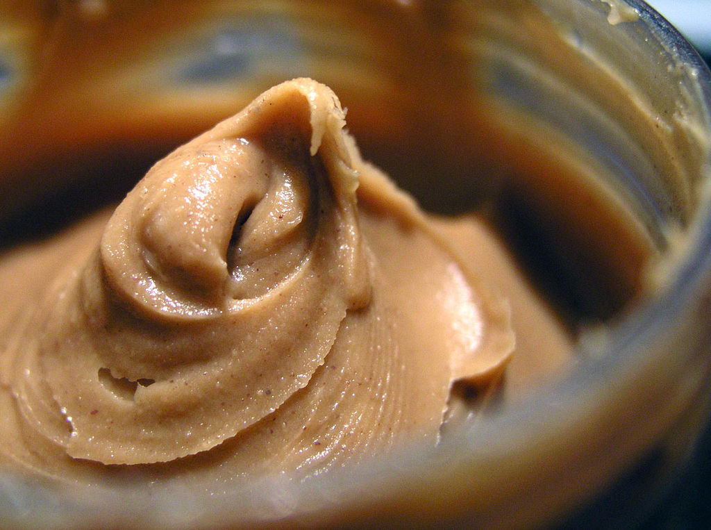 Can Cats Eat Peanut Butter? (Safe, Unsafe; Healthy or ...