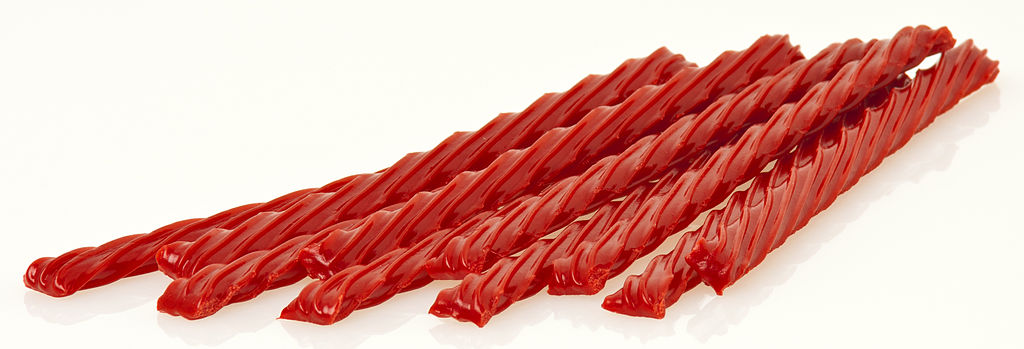 Can Dogs Eat Twizzlers? (Healthy, Good, Bad or Toxic) NEW FOR 2017